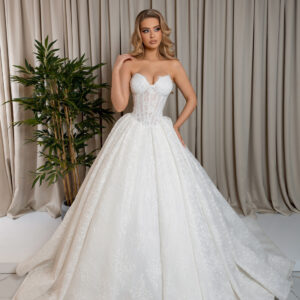 "BESARTA" Glamorous Lace Ball Gown – Strapless Sweetheart Corset with Exposed Boning and Shimmering Royal Skirt